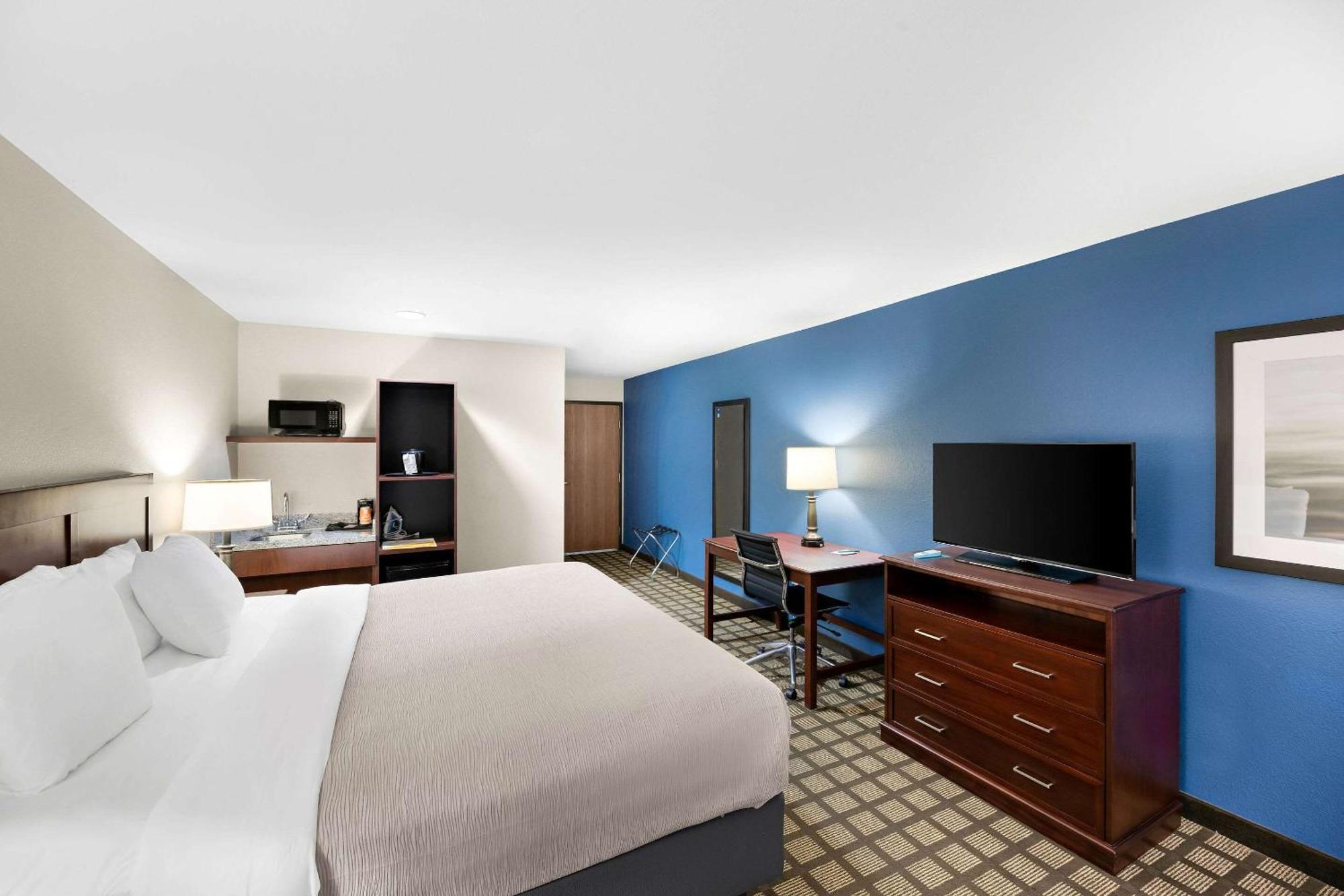 Quality Inn & Suites Big Spring Bagian luar foto