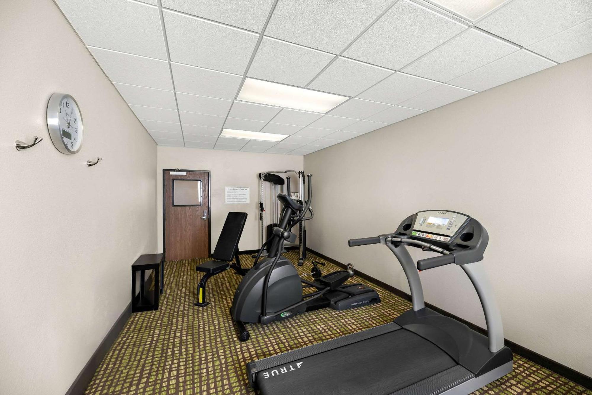 Quality Inn & Suites Big Spring Bagian luar foto
