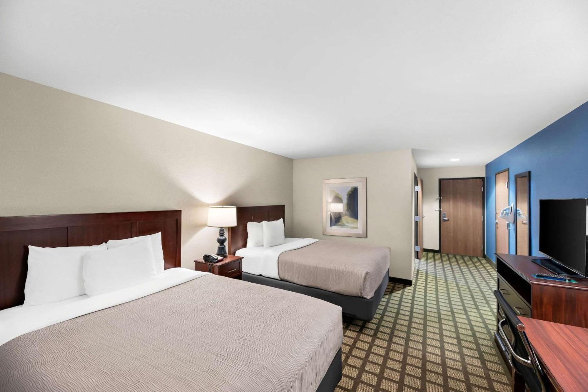 Quality Inn & Suites Big Spring Bagian luar foto