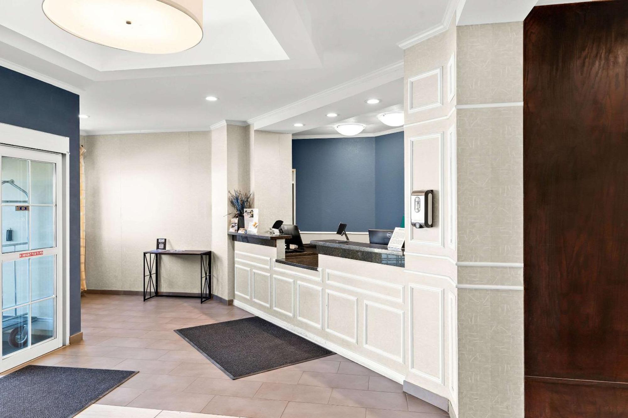 Quality Inn & Suites Big Spring Bagian luar foto